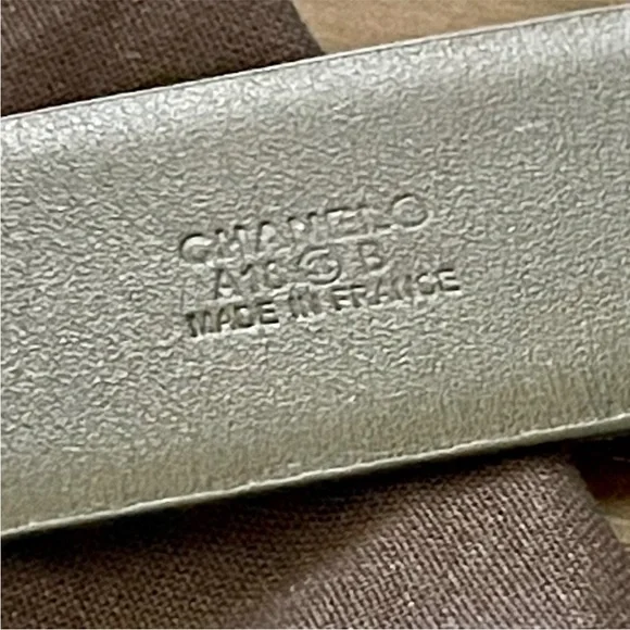 Chanel CC Logo Belt Black Leather Gold Medallion Buckle Size 90/36 Authentic - Picture 15 of 16